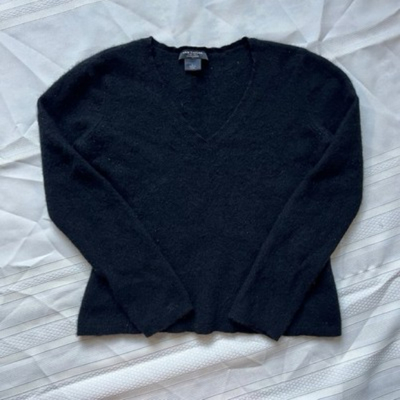 Ann Taylor 100% Cashmere V-Neck Sweater Size large Black Luxury Knit fits Small - Picture 1 of 8